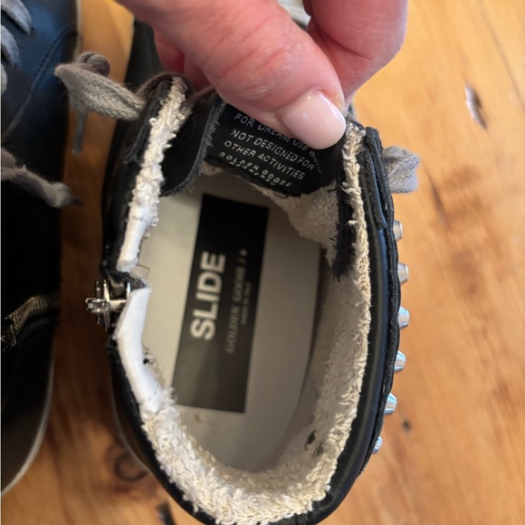 Golden Goose
Women's Slide Classic Leather Sneakers, Size 7, worn twice. - Picture 10 of 16